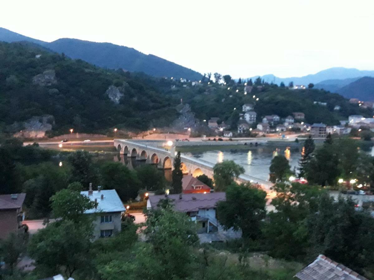 Apartman Dan & Noc Višegrad Buitenkant foto